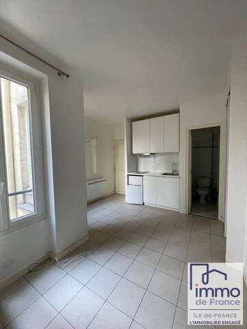 Vente Appartement studio 1 pièce 15 m² Paris 18e Arrondissement (75018) Grandes Carrieres 1