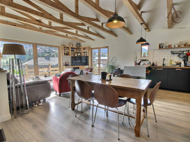 Sale Chalet 4 rooms 117.75 m² Megève 74120