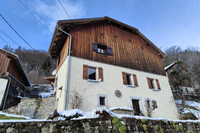 Sale Chalet 8 rooms Taninges 74440