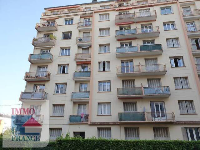 Location logement étudiant appartement 2 pièces 52 m² à Grenoble (38000)