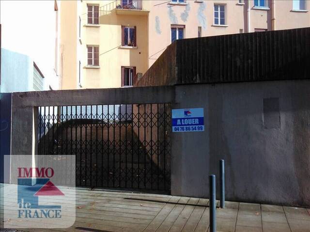 Location logement étudiant parking n°16 à Grenoble (38000) GARE