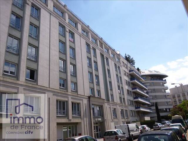 Location Appartement 1 pièce 25.56 m² Lyon 8e Arrondissement (69008) SANS SOUCI