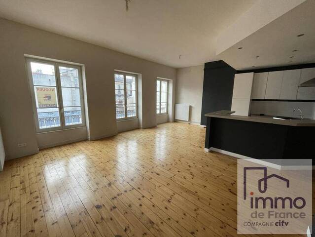 Location logement étudiant appartement t5 140 m² à Saint-Étienne (42000)