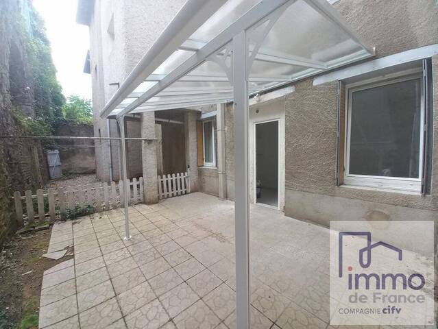 Location logement étudiant appartement autre 3 pièces 78 m² à Saint-Galmier (42330)