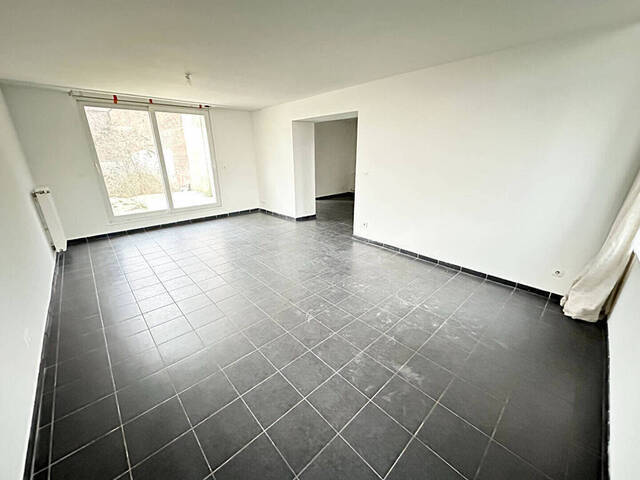 Location logement étudiant maison 7 pièces 160.27 m² à Roubaix (59100)