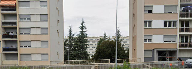 Location logement étudiant parking garage individuel à Saint-Étienne (42000) LA METARE