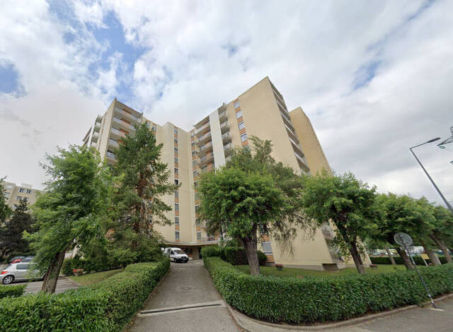 Location logement étudiant parking garage individuel à Saint-Étienne (42000)