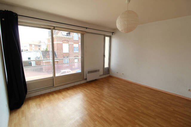 Location Appartement 1 pièce 25.34 m² Loos (59120) TOUTES COMMODITES