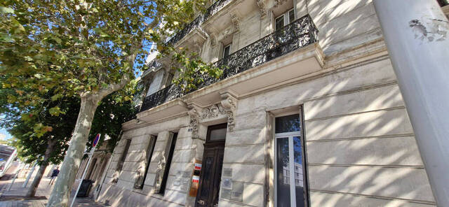 Location logement étudiant bureau / local professionnel à Toulon (83000)