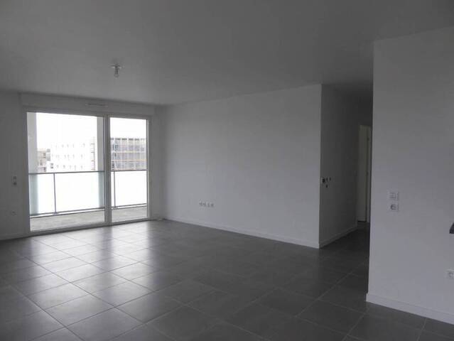 Location logement étudiant appartement t3 69 m² à Bordeaux (33000)