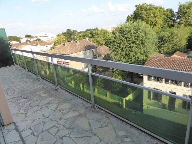 Location logement étudiant appartement t2 45 m² à Bordeaux (33000) Lestonat-Monsejour 3