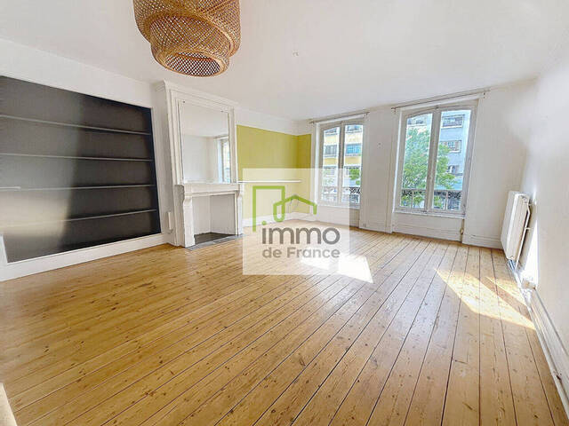 Vente Appartement 3 pièces 74.57 m² Lille (59000) LILLE CENTRE