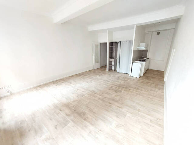 Louer Appartement 1 pièce 37.96 m² Mâcon (71000) CENTRE VILLE