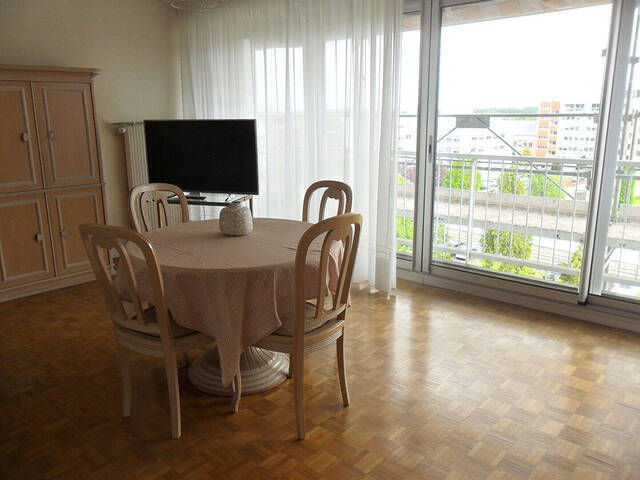 Vendu Appartement 3 pièces 67.88 m² Mâcon (71000)