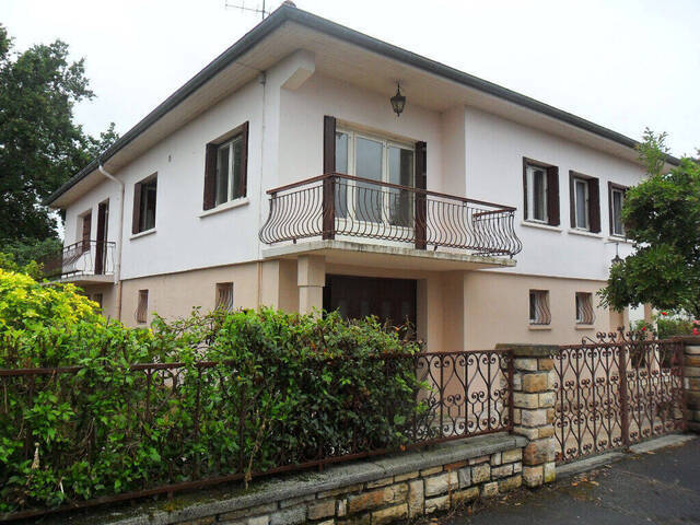 Vendu Maison 6 pièces 117 m² Mâcon (71000)