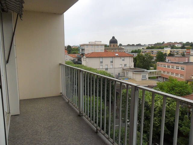 Vendu Appartement 4 pièces 85.99 m² Mâcon (71000)