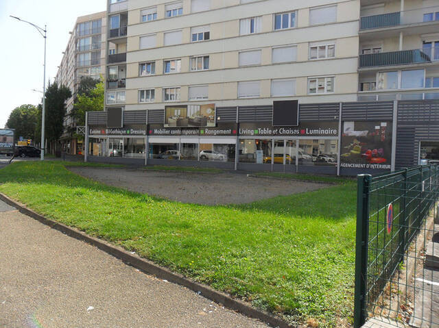 Vente Local commercial Mâcon (71000)