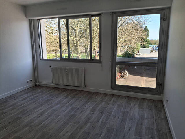 Louer Appartement 2 pièces 49.57 m² Mâcon (71000)