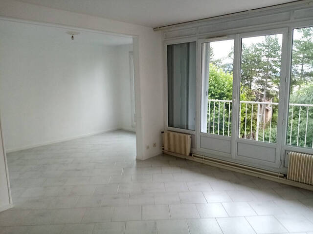 Louer Appartement 3 pièces 80.46 m² Mâcon (71000)