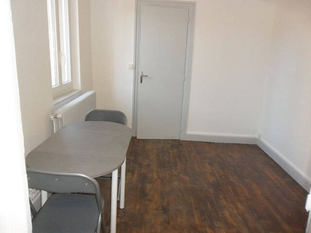 Louer Appartement 1 pièce 16.22 m² Mâcon (71000)