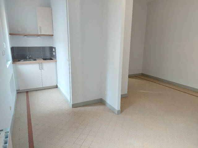 Louer Appartement 2 pièces 43.51 m² Mâcon (71000) CENTRE VILLE