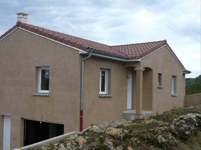 Louer Maison 4 pièces 95.4 m² Berzé-la-Ville (71960)