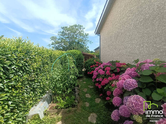 Vente Maison 5 pièces 143.03 m² Charnay-lès-Mâcon (71850)