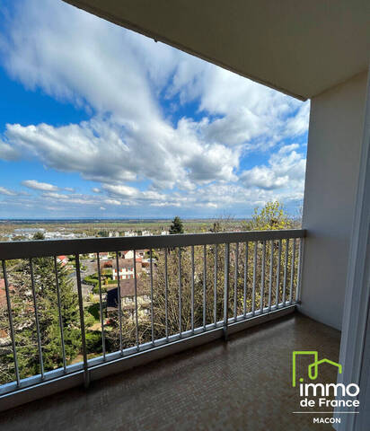 Vendu Appartement 3 pièces 74.5 m² Mâcon (71000)