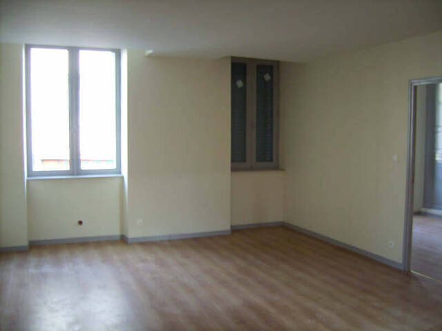 Louer Appartement 2 pièces 50.57 m² Mâcon (71000) CENTRE VILLE