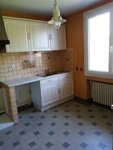 Louer Appartement 2 pièces 53.03 m² Mâcon (71000) TRES CALME AGGLOMERATION