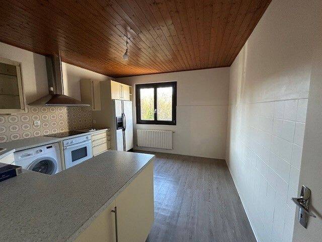 Location appartement 3 pièces à Divonne-les-Bains 01220 - 1 650 €