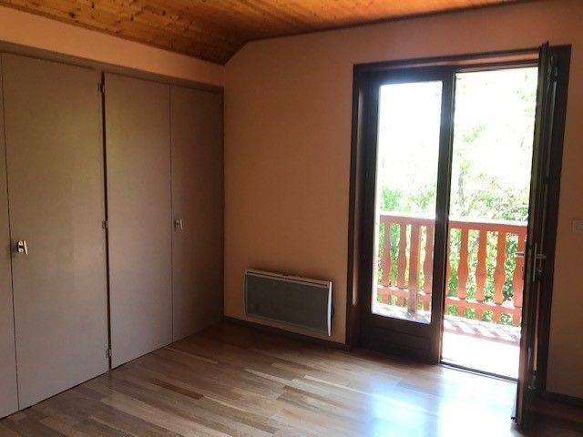 Location maison 5 pièces à Gex 01170 - 2 700 €