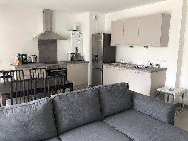 Location appartement 3 pièces à Ferney-Voltaire 01210 - 1 850 €