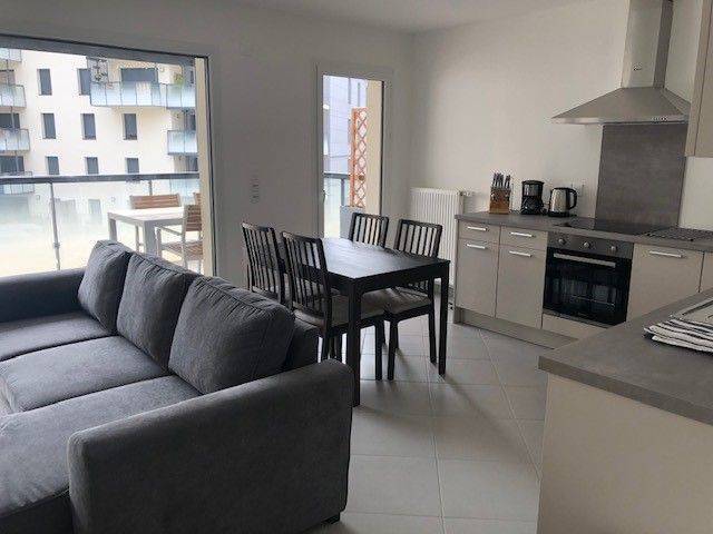 Location appartement 3 pièces à Ferney-Voltaire 01210 - 1 850 €