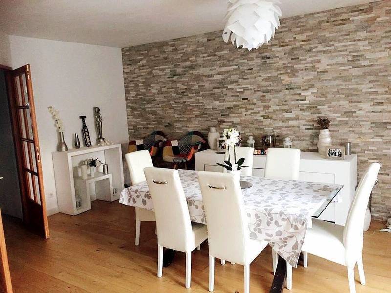 Location maison 4 pièces à Cessy 01170 - 2 400 €