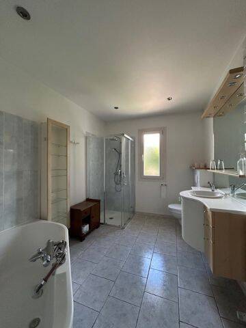 Location maison 4 pièces à Sauverny 01220 - 2 900 €
