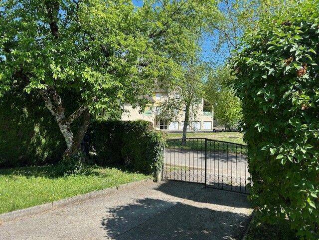 Location maison 4 pièces à Sauverny 01220 - 2 900 €