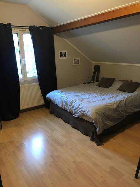 Location appartement 3 pièces à Divonne-les-Bains 01220 - 1 750 €