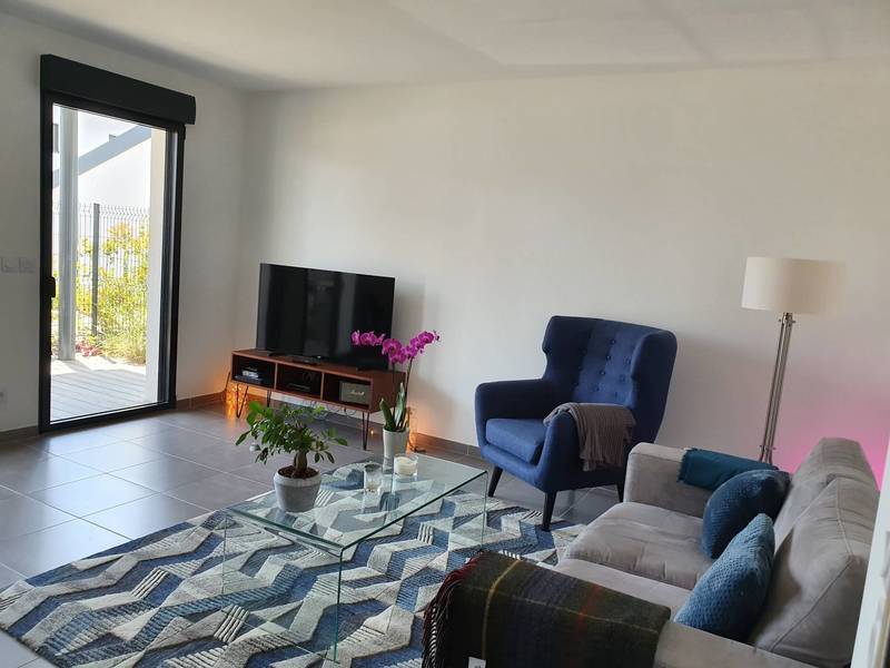 Location appartement 3 pièces à Prévessin-Moëns 01280 - 1 840 €