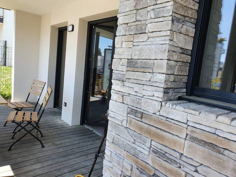 Location appartement 3 pièces à Prévessin-Moëns 01280 - 1 840 €