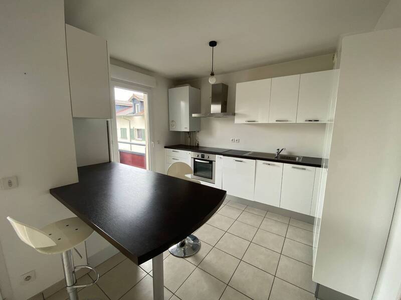 Location appartement 3 pièces à Sergy 01630 - 1 620 €