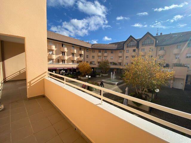 Location appartement 2 pièces à Divonne-les-Bains 01220 - 1 390 €