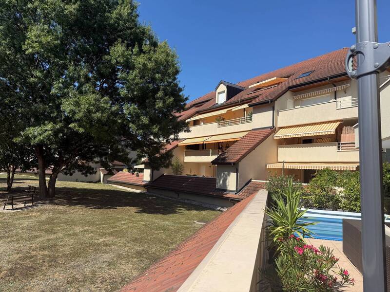 Location appartement 5 pièces à Divonne-les-Bains 01220 - 3 220 €