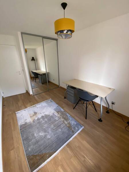 Location appartement 3 pièces à Divonne-les-Bains 01220 - 2 350 €
