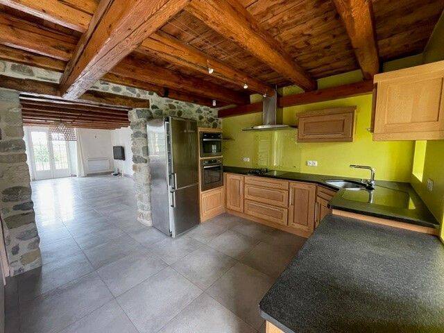 Location maison 5 pièces à Savigny 74520 - 2 280 €