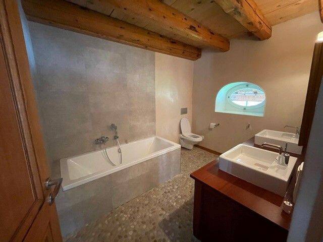 Location maison 5 pièces à Savigny 74520 - 2 280 €