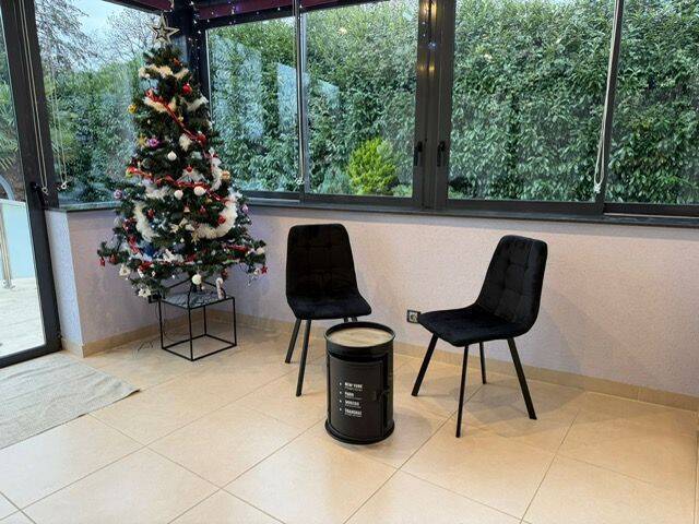 Location maison 4 pièces à Chevry 01170 - 2 950 €