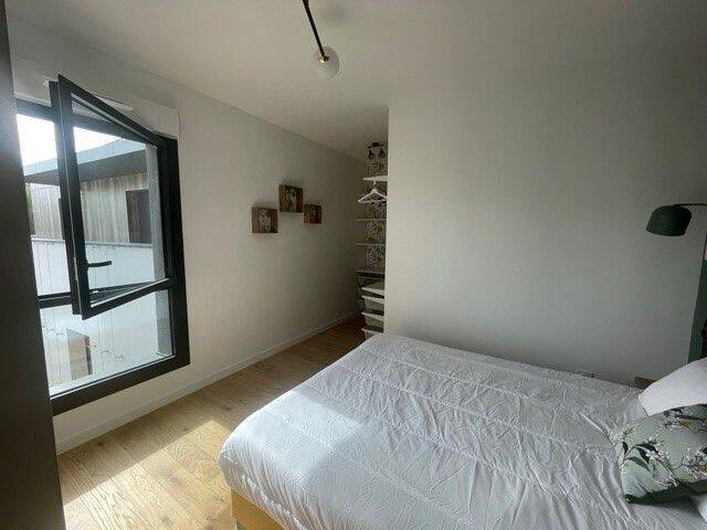 Rent apartment 2 rooms in Divonne-les-Bains 01220 - 1 570 €
