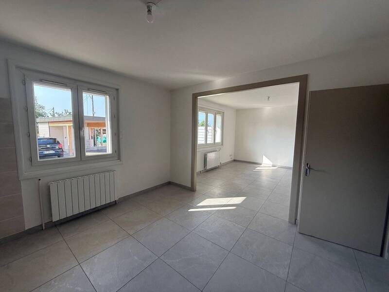Location appartement 3 pièces à Cessy 01170 - 1 490 €