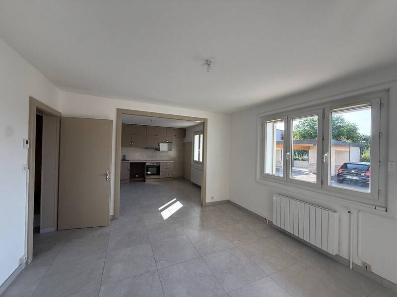 Location appartement 3 pièces à Cessy 01170 - 1 490 €